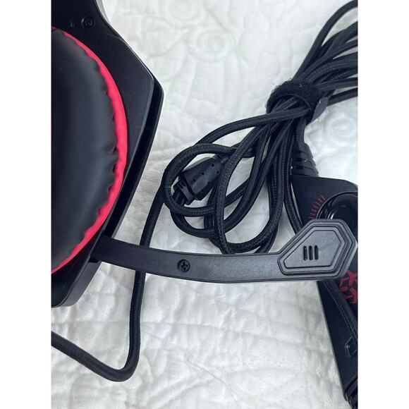 Hunterspider V1 Red/Black Gaming Headset Wired Over Ear w/ Mic for PC PS4 Xbox - Picture 9 of 10